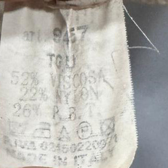 Camisola às Riscas Castanhas, Creme e Bege – Tamanho Único – Grade A (Marca: GC)