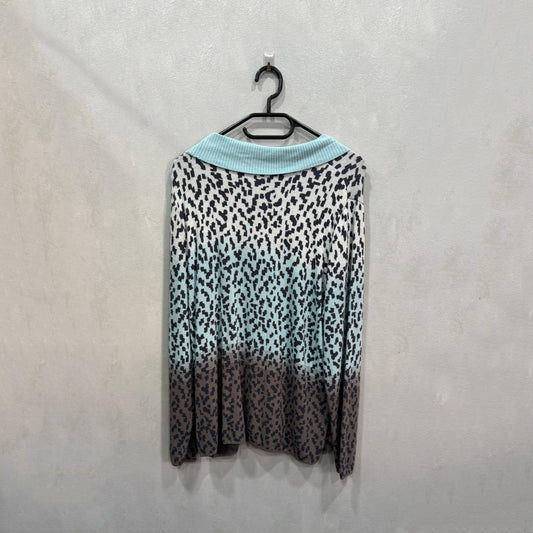 Camisola RABE com padrão animal print em azul e castanho – Tamanho 44