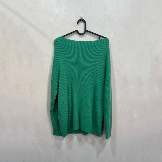 Camisola verde com detalhes de pérolas – Tamanho L