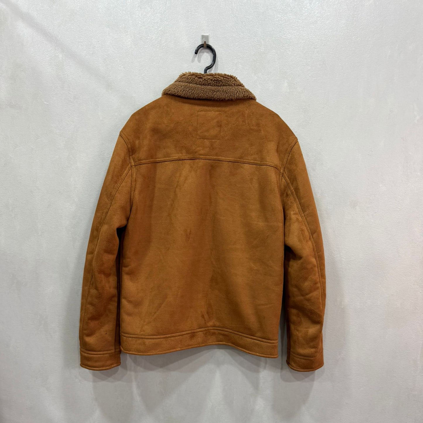 Casaco Shearling Rebel Feminino – Tamanho M