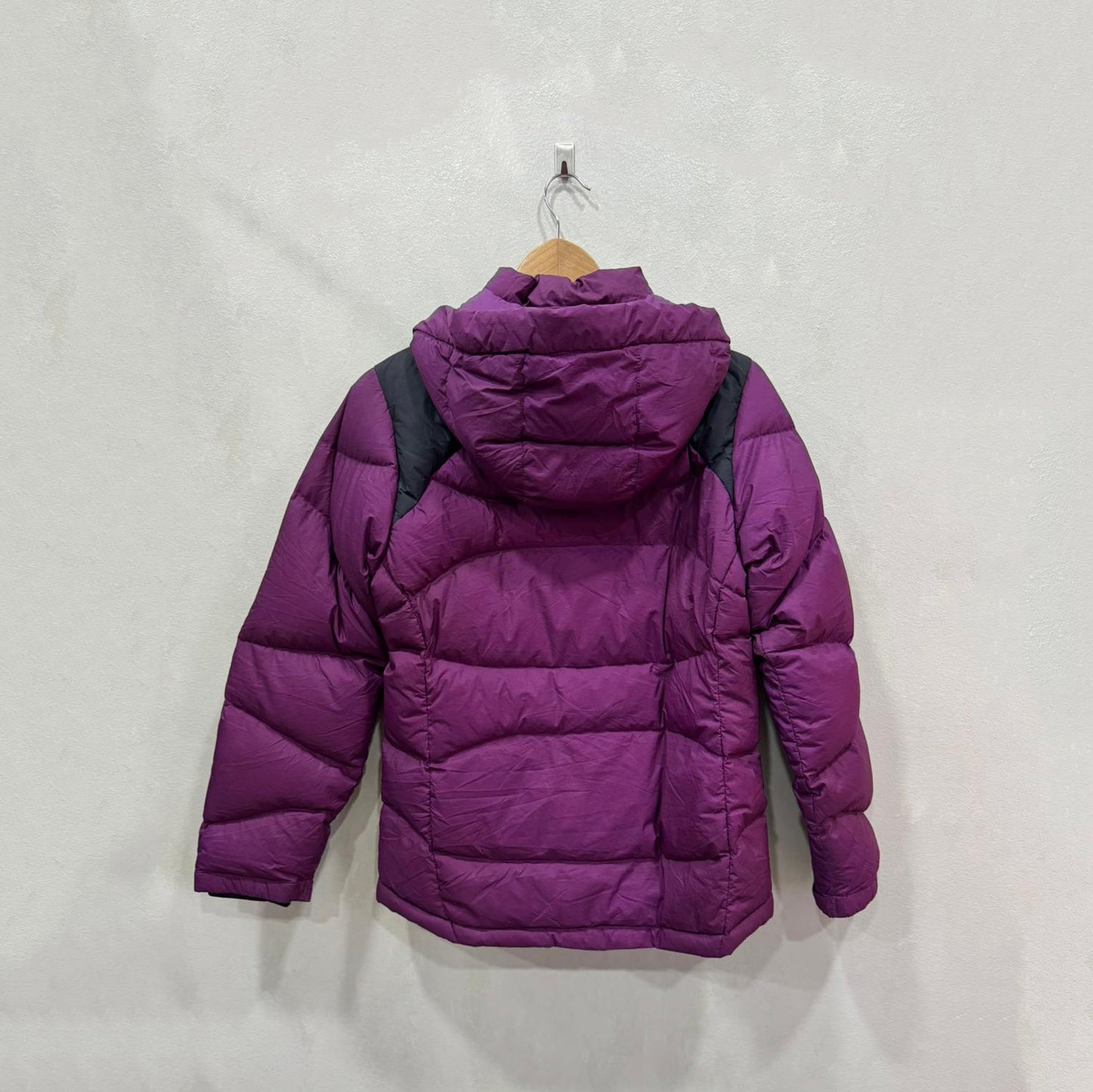 Casaco The North Face 800 com Capuz – Tamanho M (85)