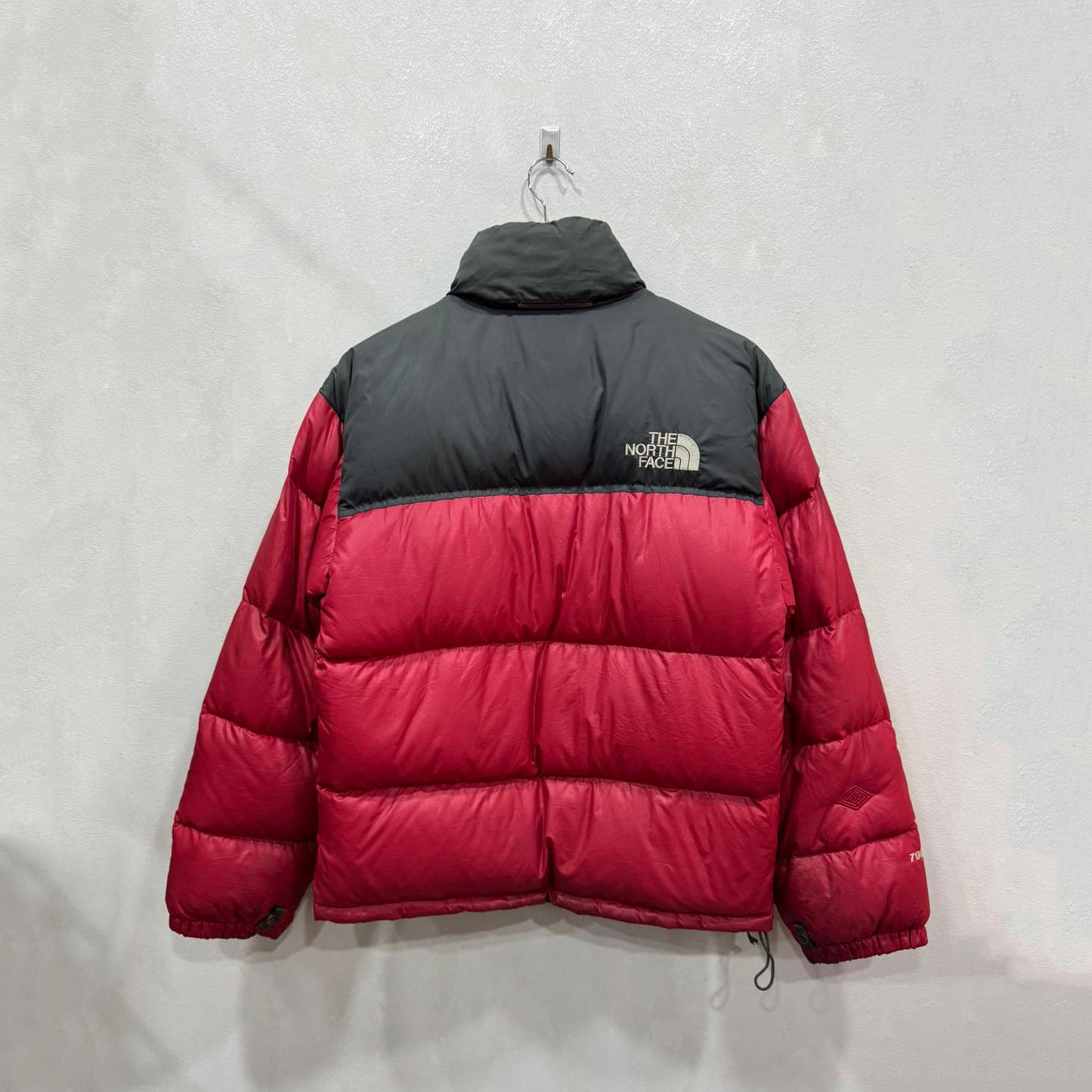 Casaco The North Face Vermelho com Preto – Tamanho S (90)