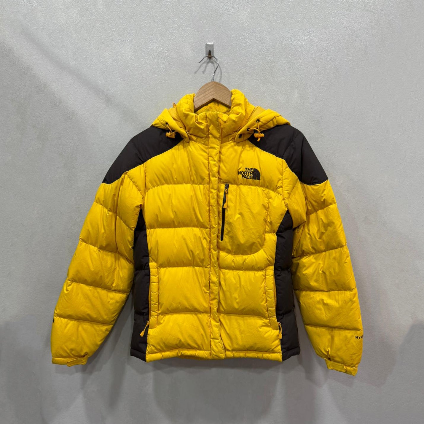 Casaco The North Face Amarelo com Preto – Tamanho M (85)