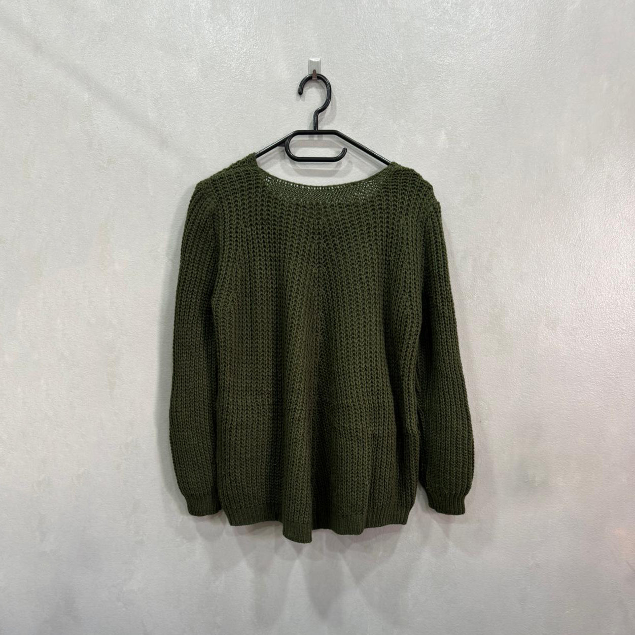 Malha Verde Militar com Tranças – Tamanho M – Grade A