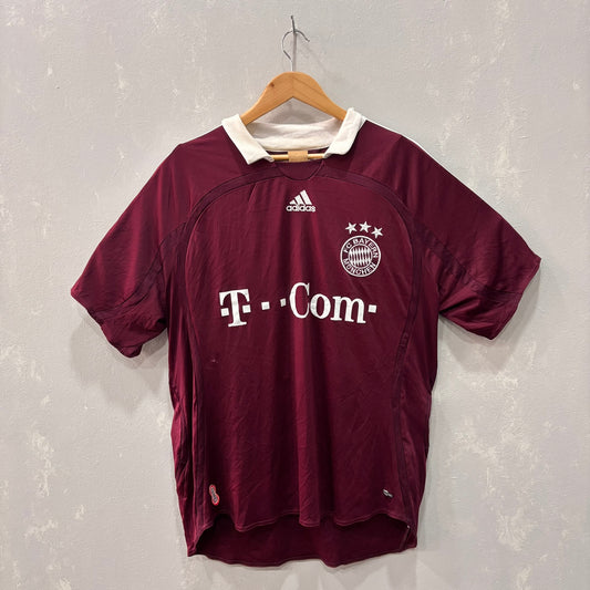 Camisola Adidas Bayern de Munique – Tamanho L
