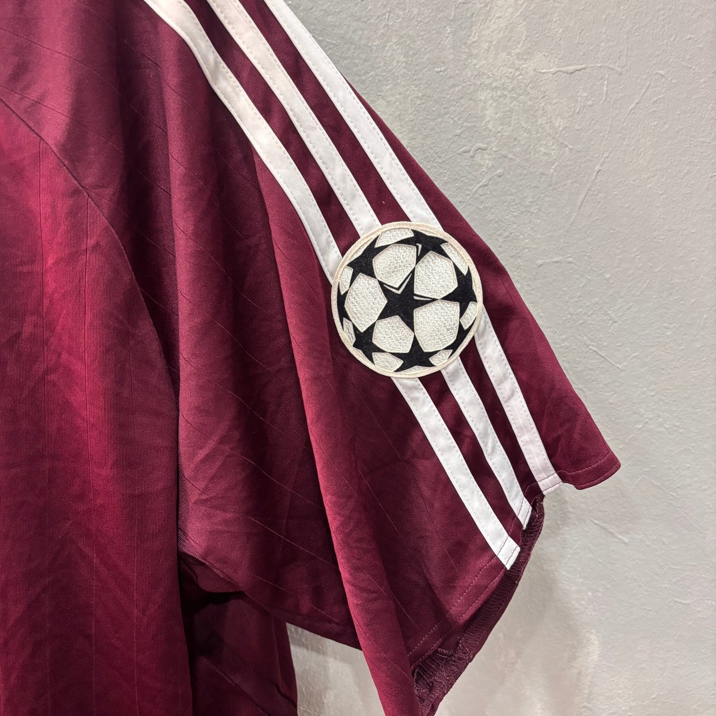 Camisola Adidas Bayern de Munique – Tamanho L
