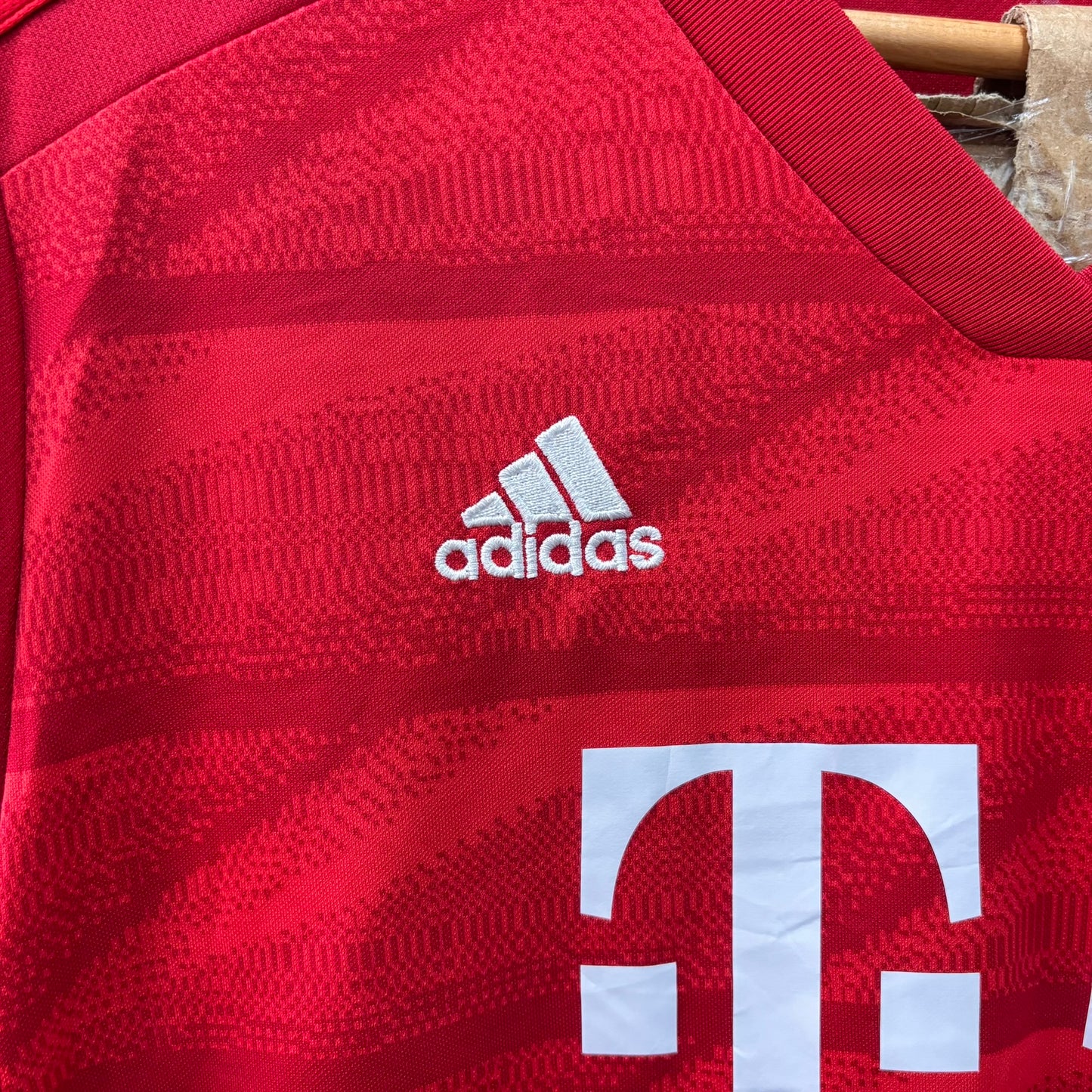 Camisola FC Bayern München Vermelha – Tamanho L