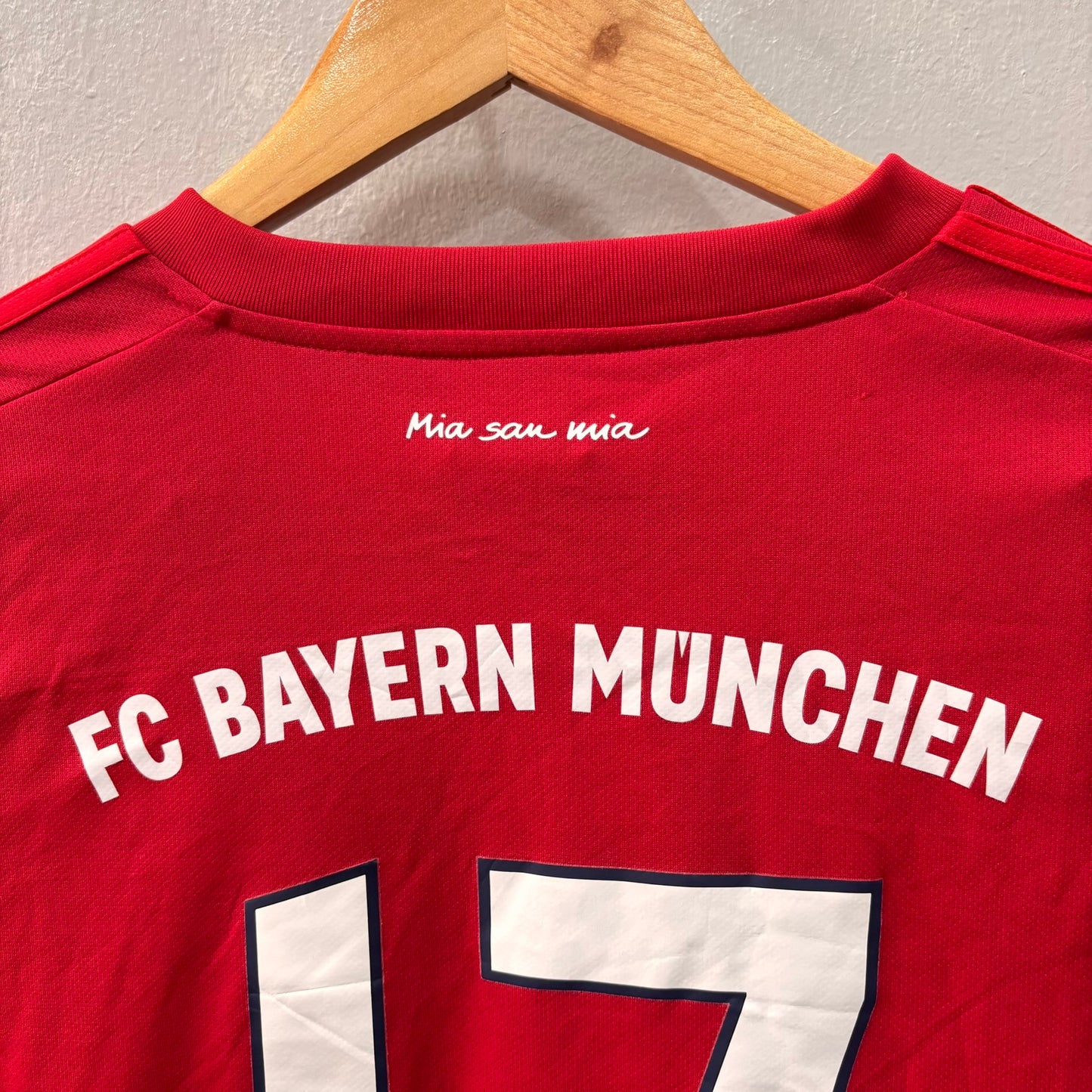 Camisola FC Bayern München Vermelha – Tamanho L
